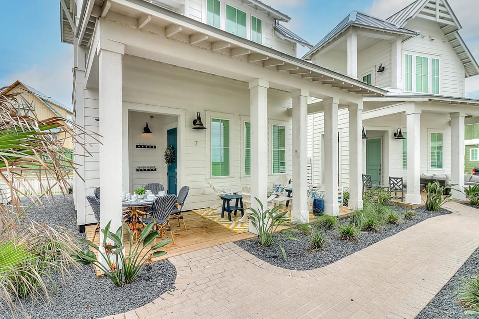 Barefoot Bungalow at Palmilla House in Port Aransas