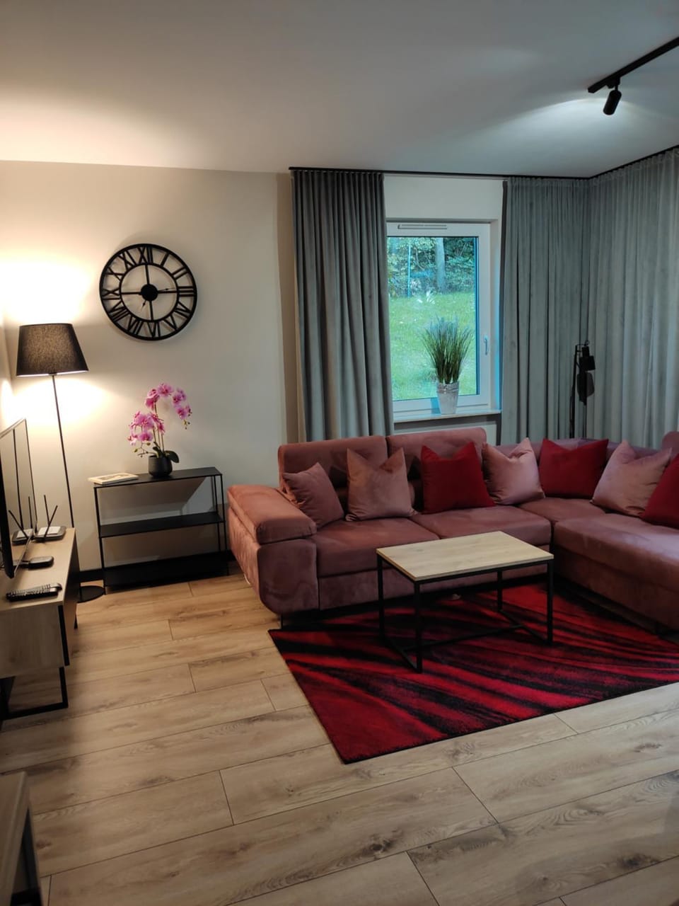 Living room, Seating area