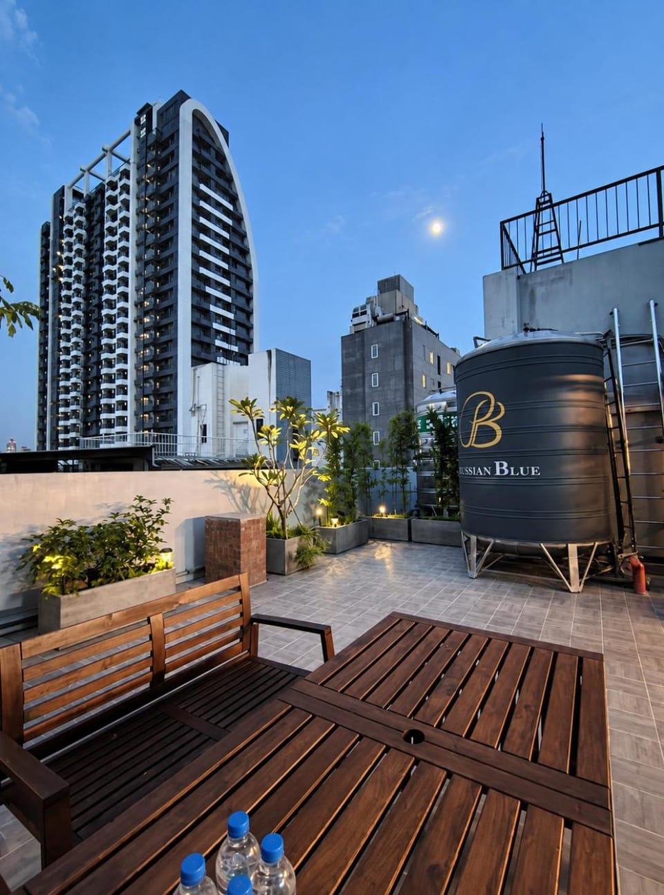 18世紀普魯士藍現代寓所Prussian Blue Inn原愛迪亞旅社 Inn in Kaohsiung