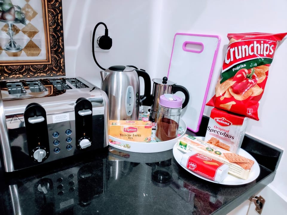 La Marina Luxury Apartment Fully Furnished Free WiFi, High Standard Residence, Amazing Prime Location Close to Restaurants, Transport, Beach and Bouregreg River Apartment in Rabat