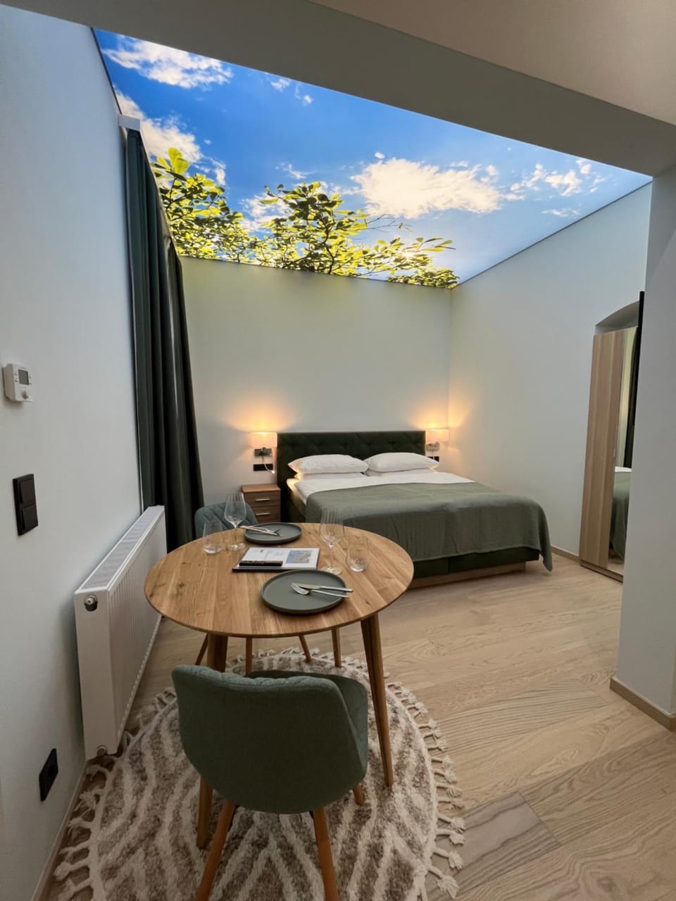 Photo of the whole room
