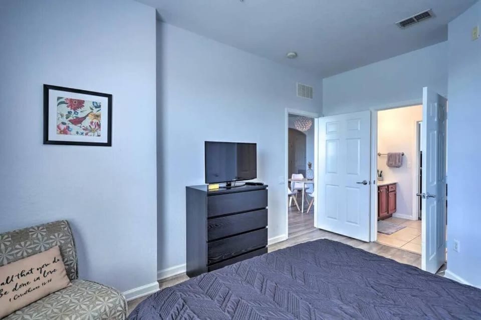 SeaworldDisneyUniversal Villa 5 beds 3 bed2bath Apartment in Orlando