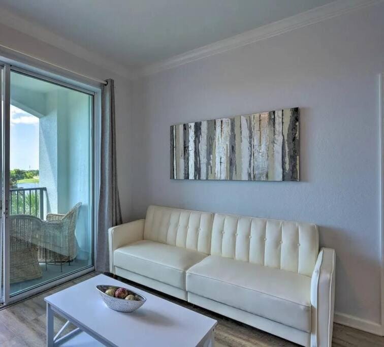 SeaworldDisneyUniversal Villa 5 beds 3 bed2bath Apartment in Orlando