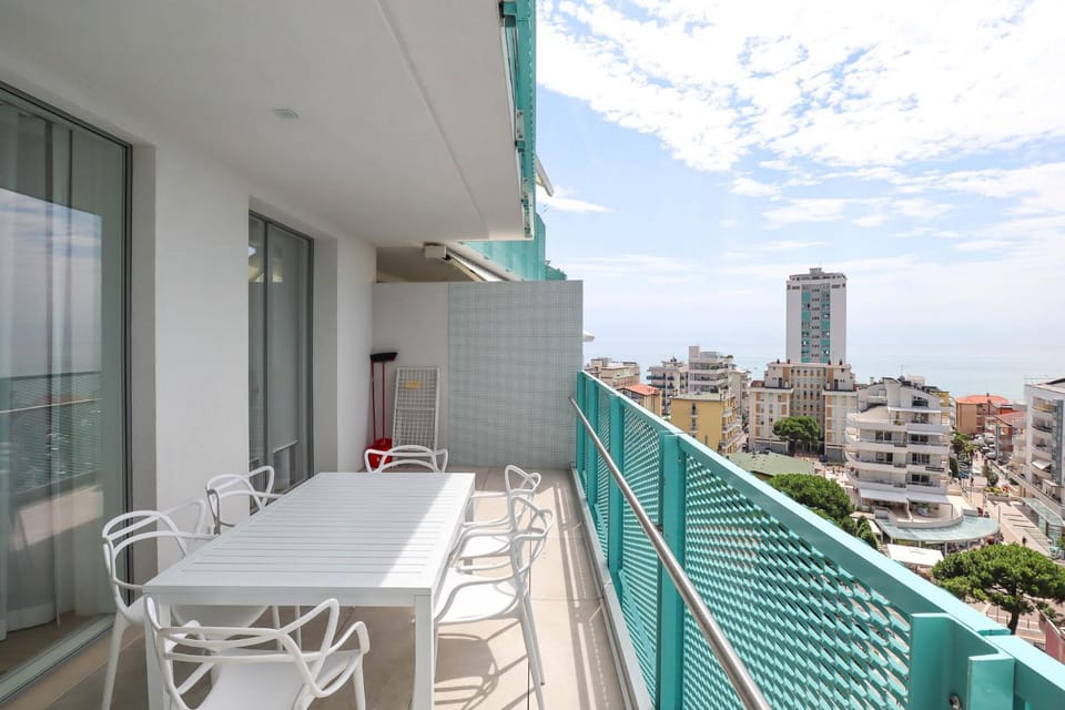 Podium - QUI VENDE Immobiliare - per solo Famiglie Apartment in Lido di Jesolo