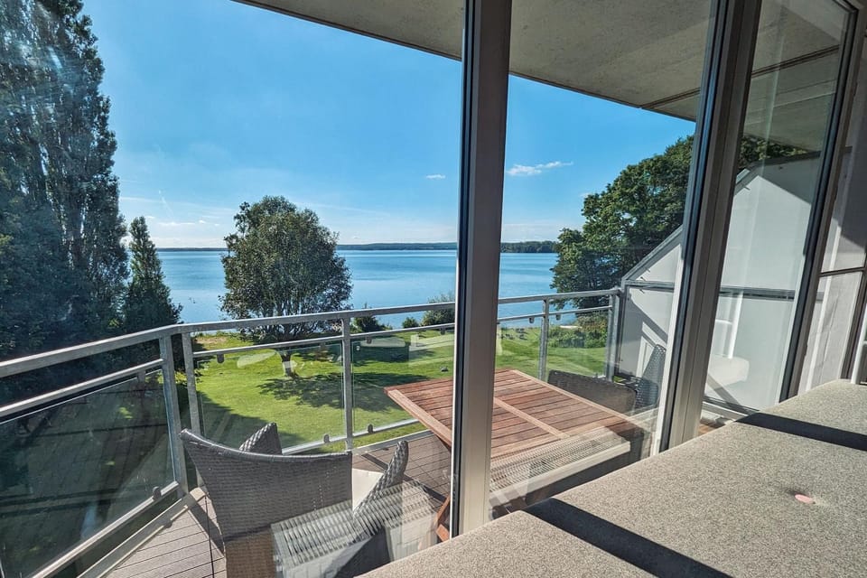 Junior-Suite am See Apartment in Plön