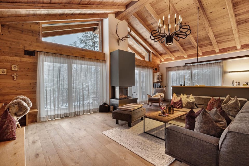 Property building, Living room
