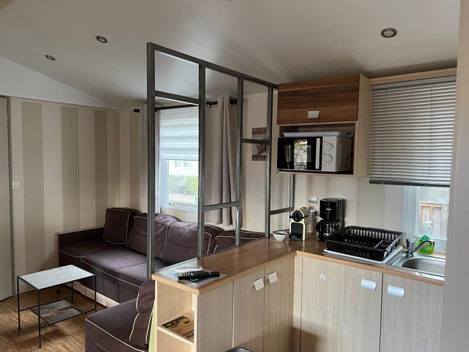 Mobilhome 6 CA36 Campground/ 
RV Resort in Vias