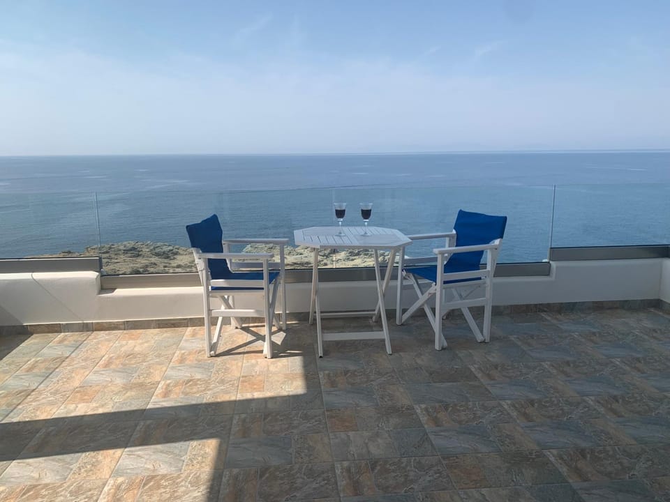 Patio, Sea view