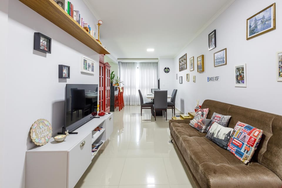 Communal lounge/ TV room, TV and multimedia, Living room, Seating area