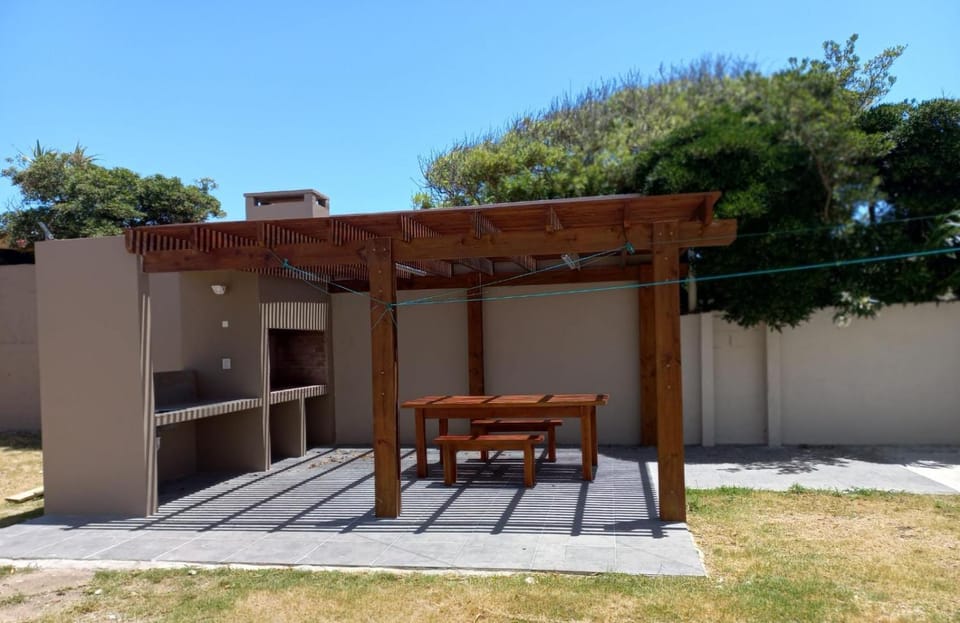 Maradela House in La Paloma
