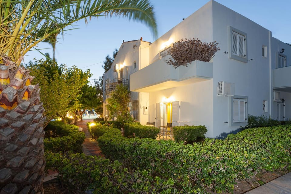 Property building, Garden, Balcony/Terrace, On site, Garden view