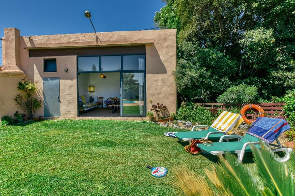 Castell del Montgrí Rural House in Baix Empordà