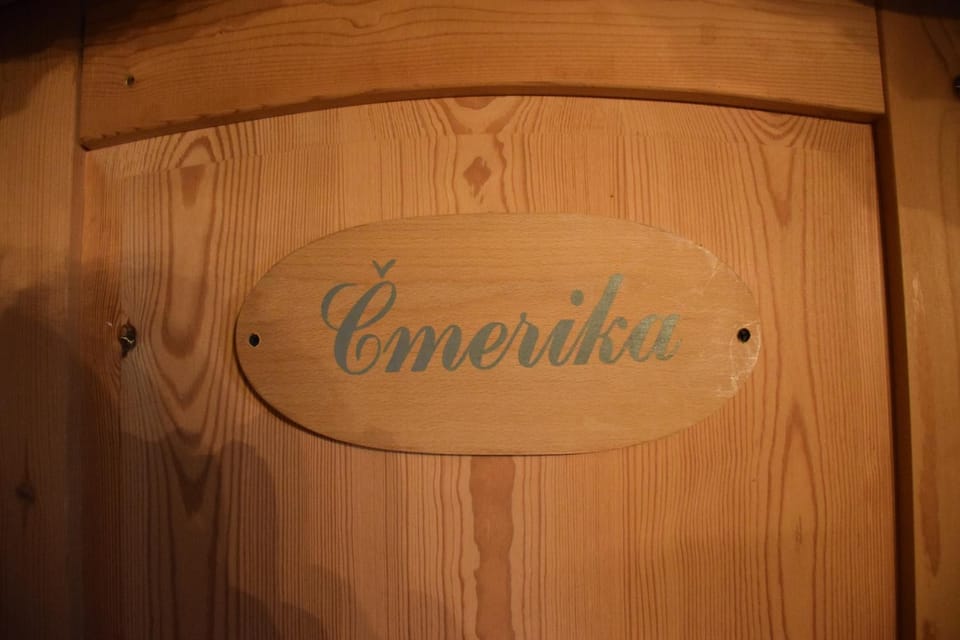 Logo/Certificate/Sign
