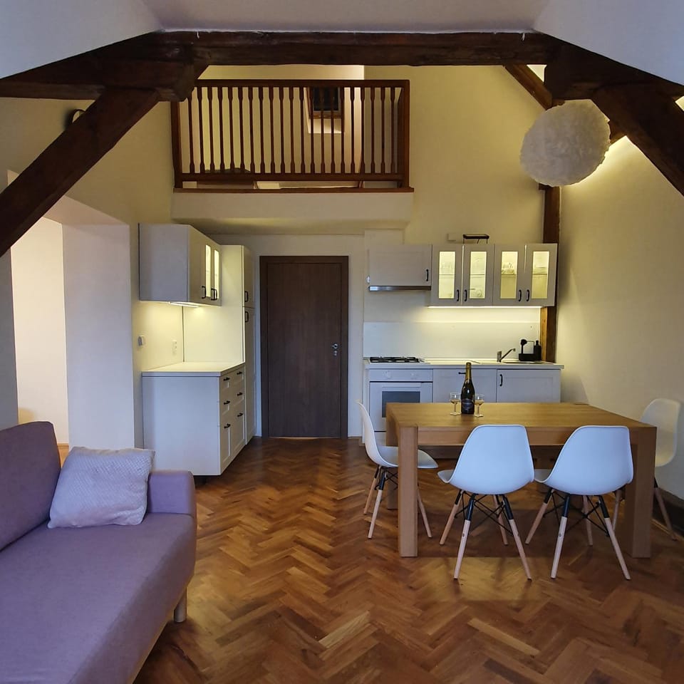 Kitchen or kitchenette, Living room, Seating area