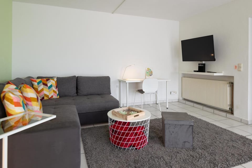 TV and multimedia, Seating area