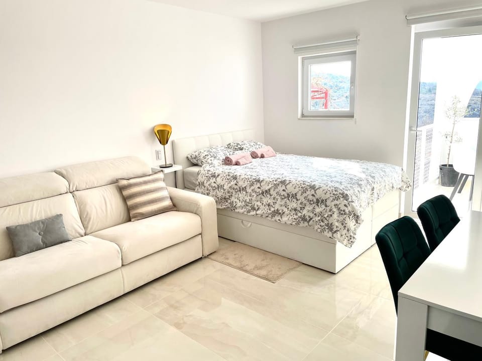 Apartment Vila ** Apartment in Lika-Senj County