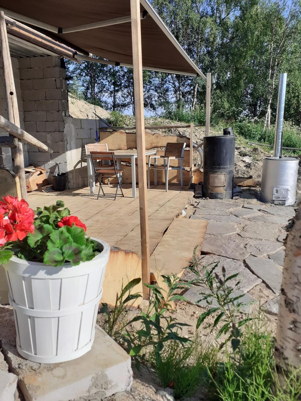 Patio, BBQ facilities, Sauna, River view