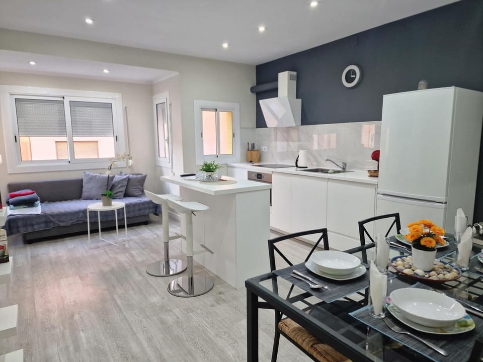 Kitchen or kitchenette, Living room