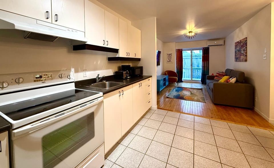 Appartements conforts en Basse-Ville Apartment in Quebec City
