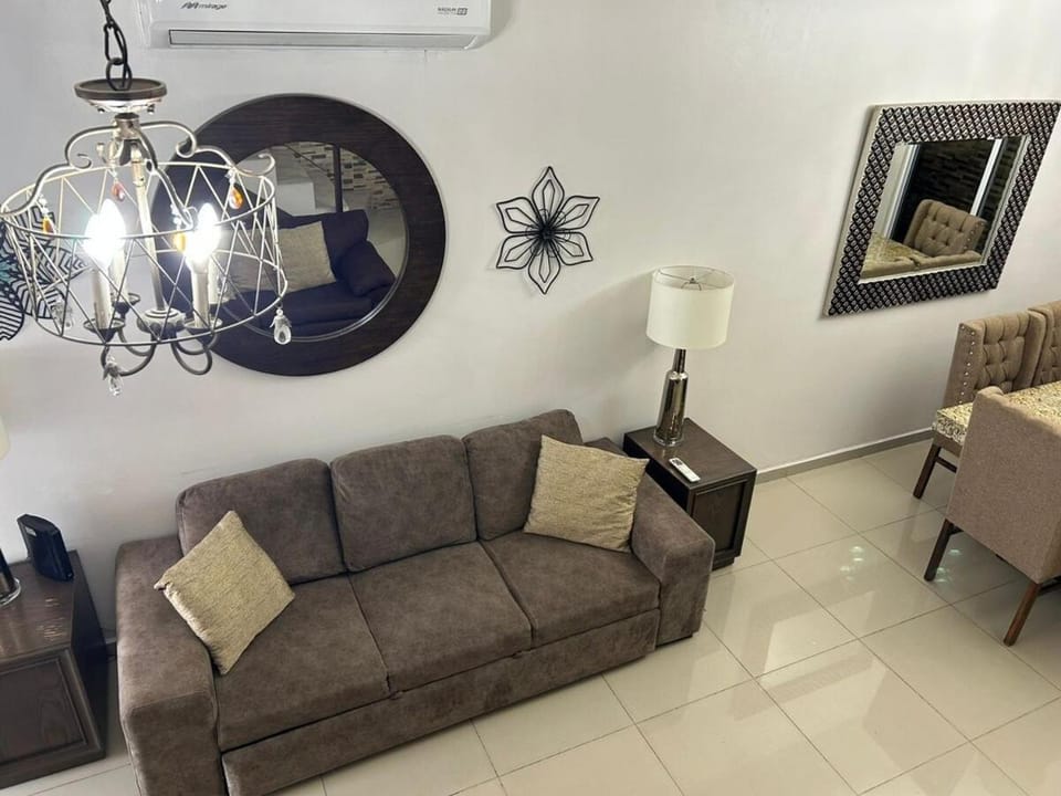 Casa Ideal para Empresas y Familias House in Monterrey