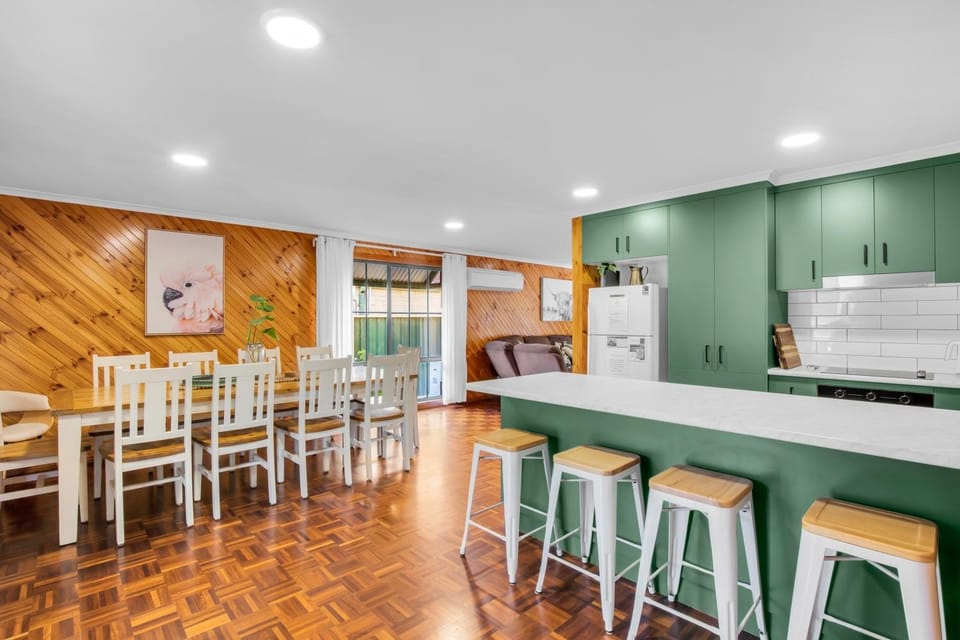 Remys Retreat Villa in Porepunkah