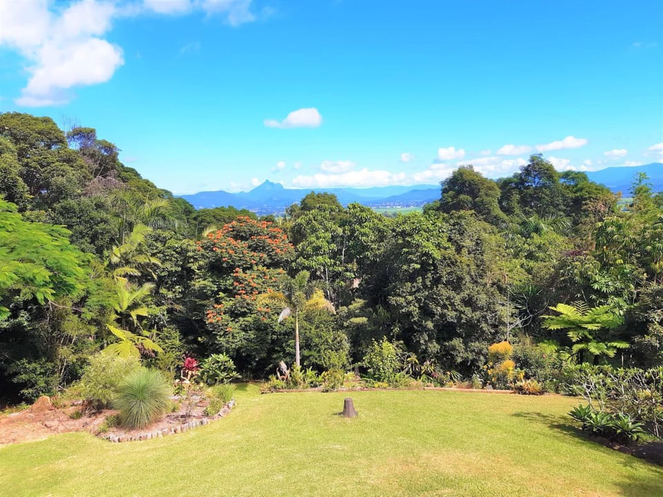 Property building, Natural landscape, Garden, Garden view
