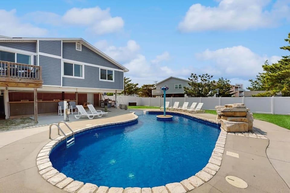 Trusty Shellback House in Sandbridge
