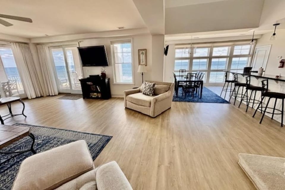 The Sanctuary - Neptune's Castle Penthouse B405 House in Sandbridge