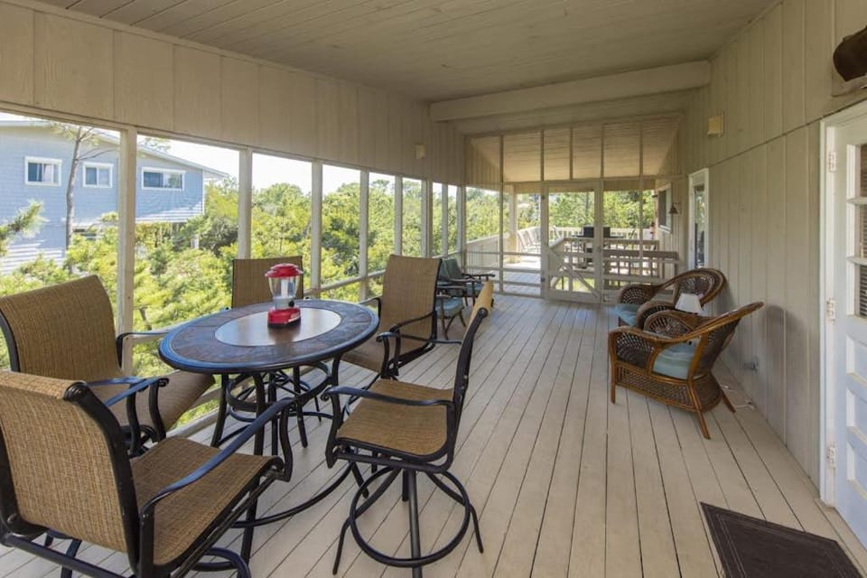 Three Knots House in Sandbridge