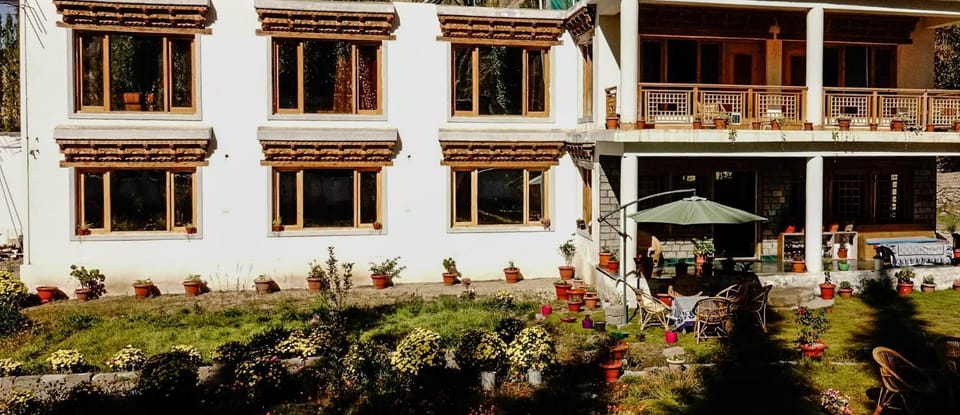 Property building, Garden