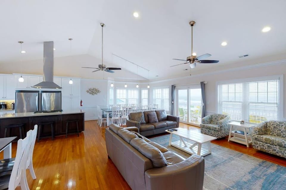 Sandfiddler House in Sandbridge