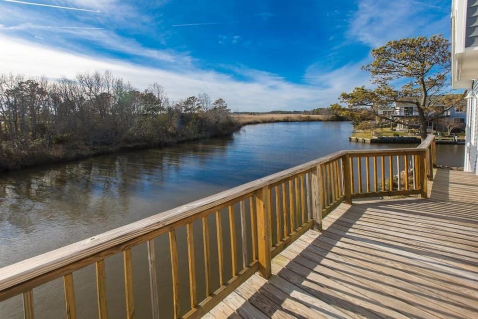 Back Bay Getaway House in Sandbridge