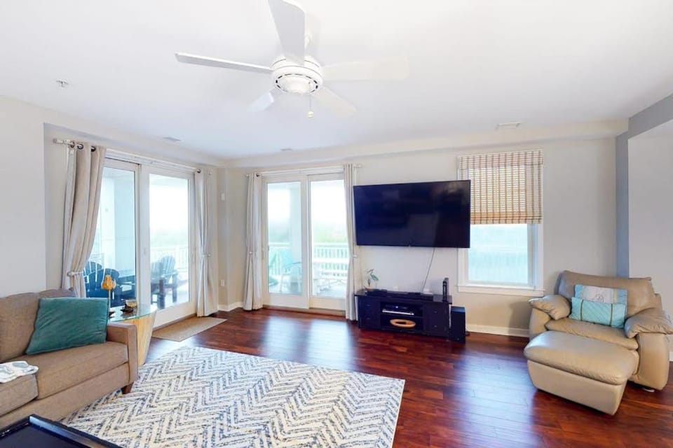 The Sanctuary - Fanta Sea B128 House in Sandbridge