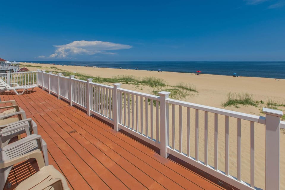 Oceanfront Villa House in Sandbridge