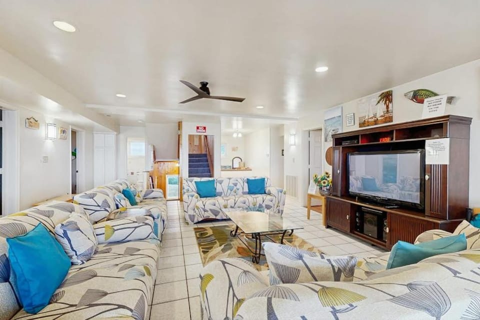 Oceanfront Villa House in Sandbridge