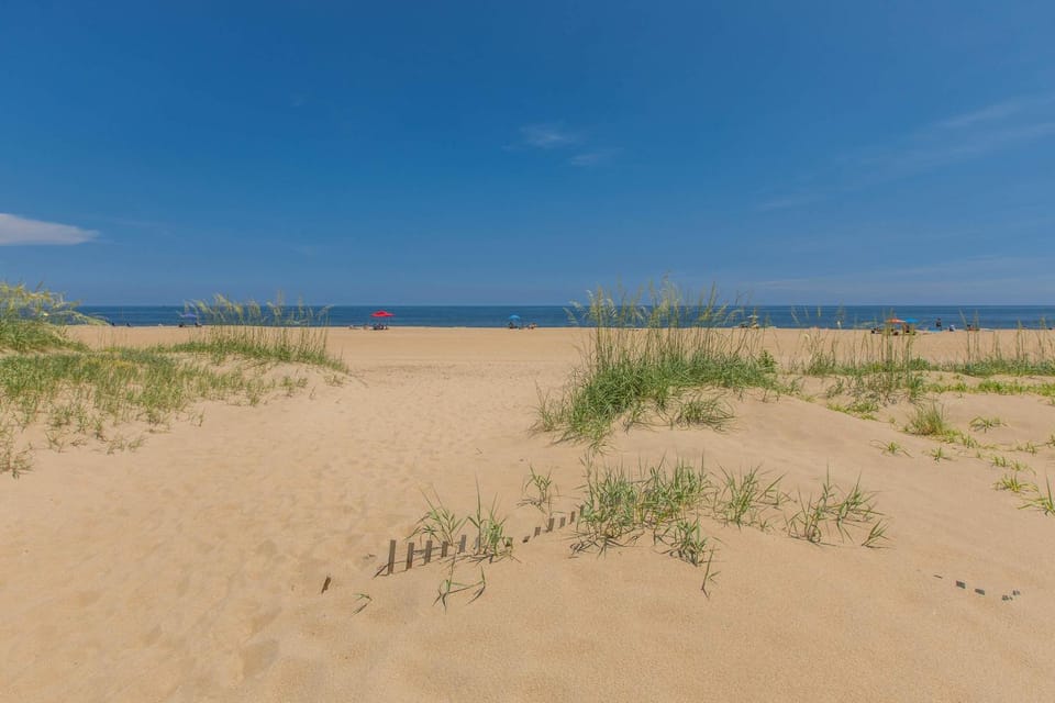 Oceanfront Villa House in Sandbridge