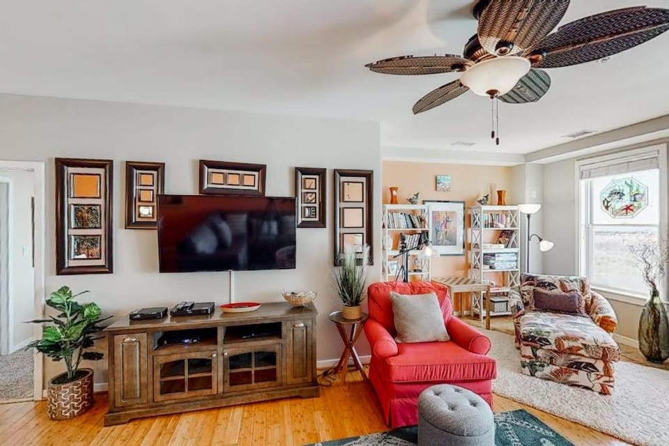 The Sanctuary - Southern Exposure B219 House in Sandbridge