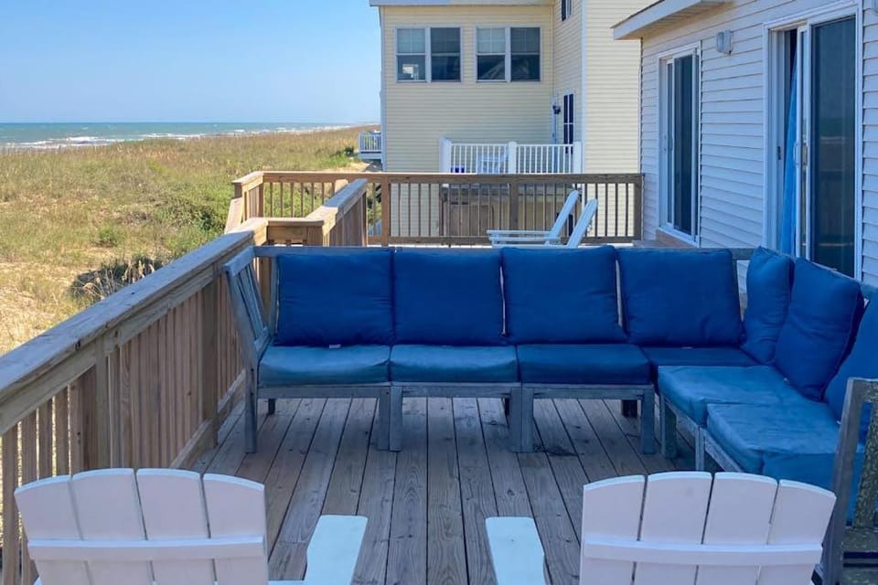 Beach Embassy House in Sandbridge