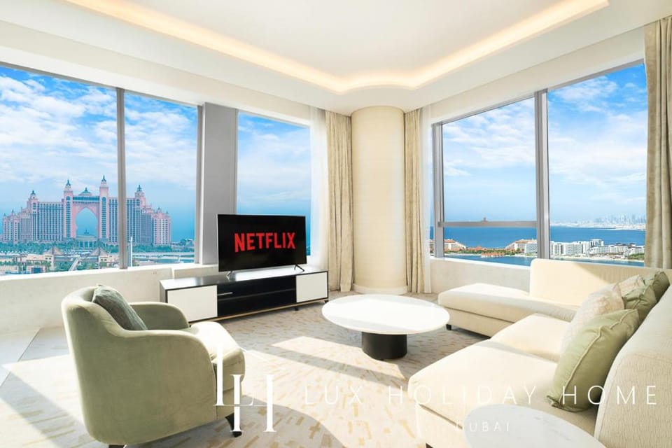 Living room, City view