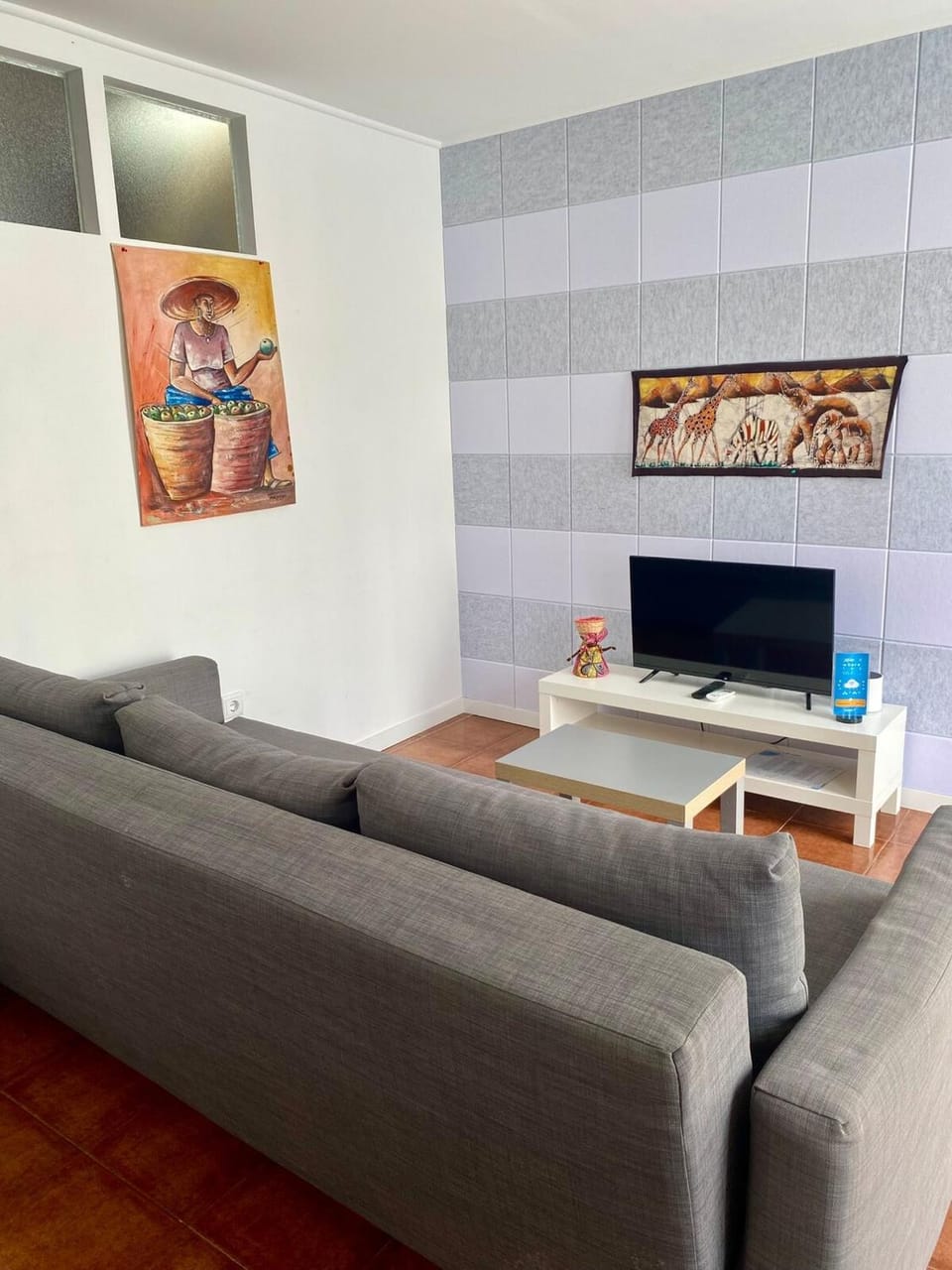 Live, Laugh, Love Beach Guest Home with AC Apartment in Vila Nova de Gaia