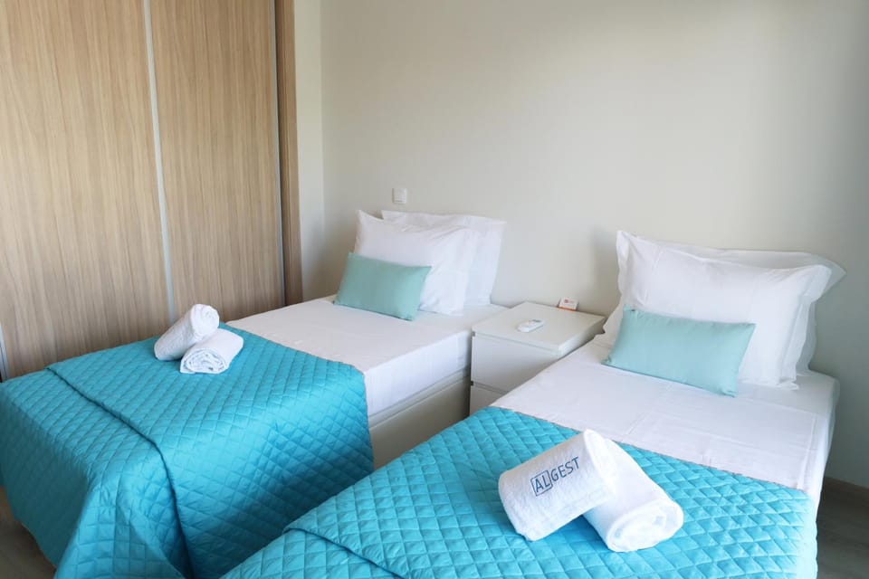 Spring, Bed, People, Winter, Summer, Photo of the whole room, Decorative detail, Bedroom, Autumn, Guests, Area and facilities, children, older children, Family, hair dresser, internet, towels, wardrobe, air conditioner