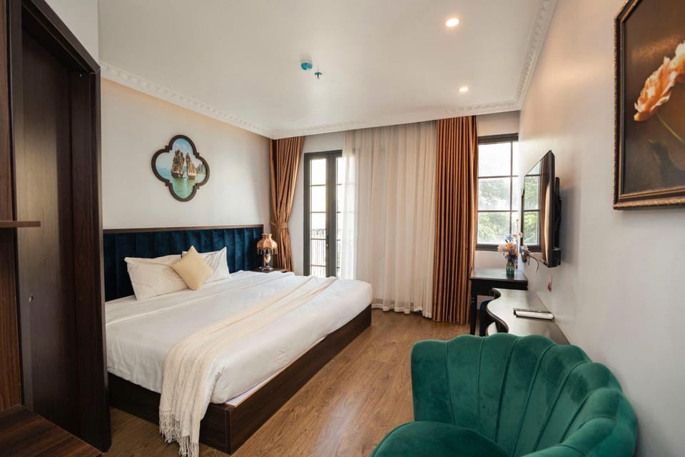 Minh Chau Hotel & Coffee Hotel in Laos