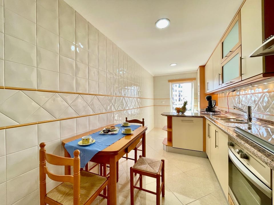 Dining area, Communal kitchen