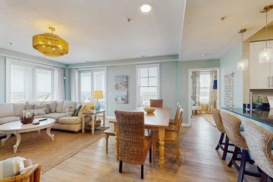 The Sanctuary - Grace Abounds A108 House in Sandbridge