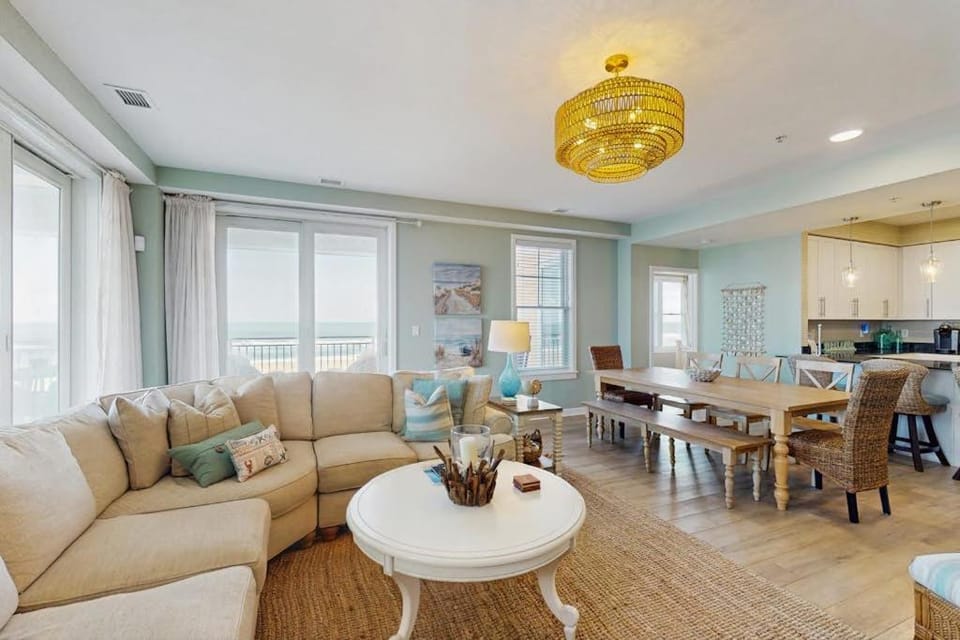 The Sanctuary - Grace Abounds A108 House in Sandbridge