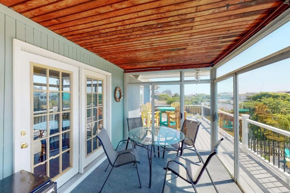 Sea Glass Bay House in Sandbridge