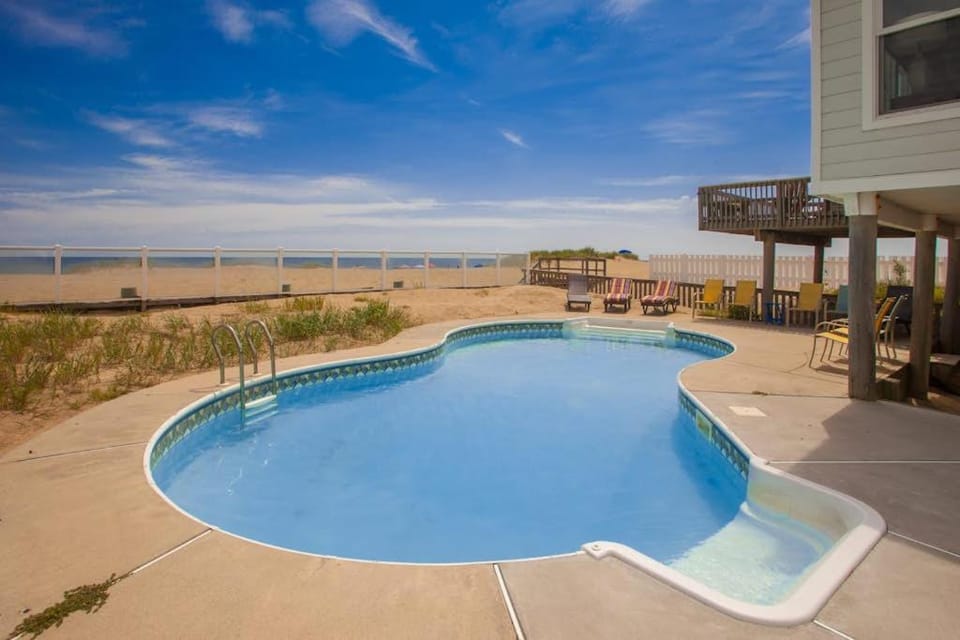 Ocean Oasis House in Sandbridge