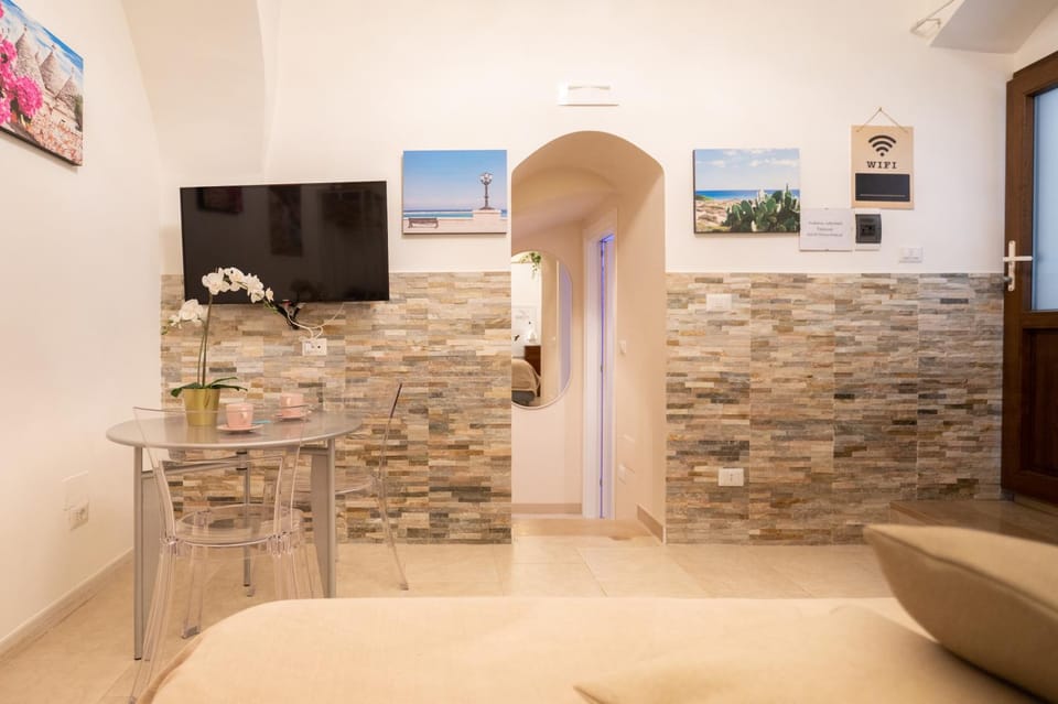 TV and multimedia, Photo of the whole room