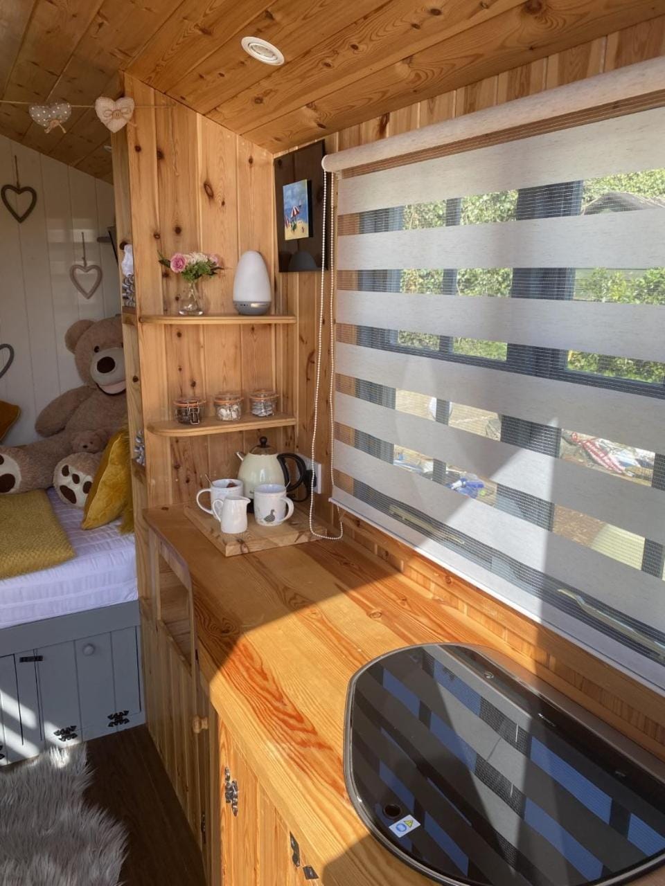 Coffee/tea facilities, Living room