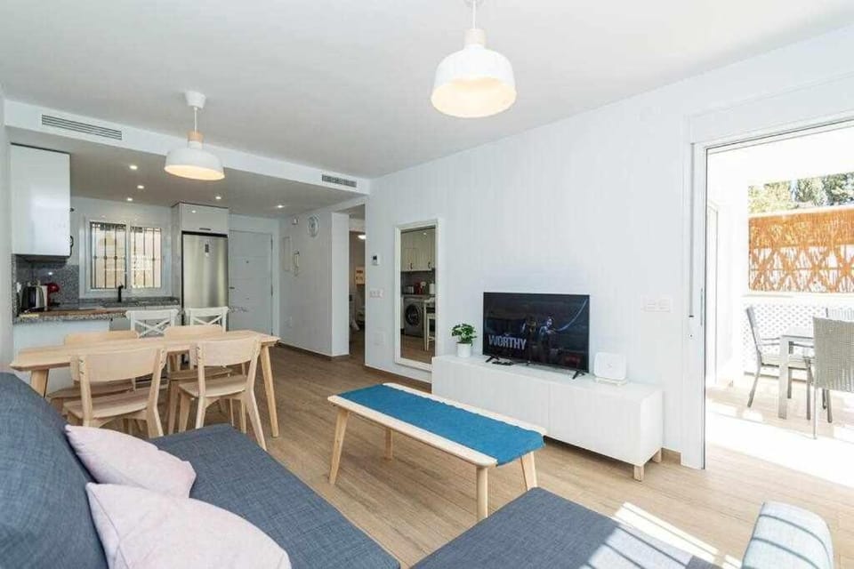 TV and multimedia, Living room, Dining area